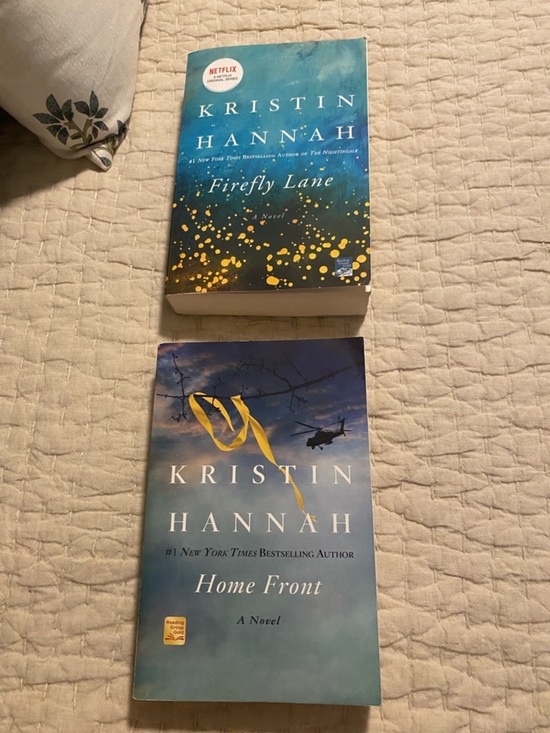 Other - Kristin Hannah Paperback Bundle - Firefly Lane & Home Front EUC